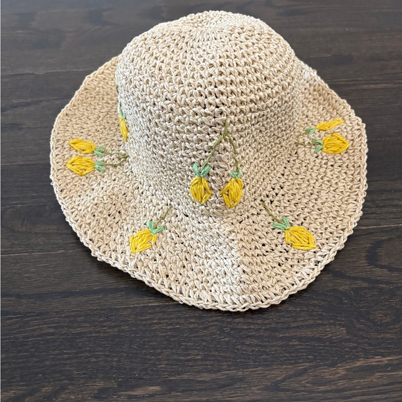 Vince Camuto Straw Hat with Yellow Lemons - Picture 1 of 4